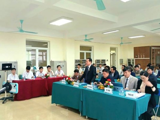 Ngành Điện công nghiệp - Tự động hóa  Đào tạo gắn thực tiễn qua bảo vệ đồ án tốt nghiệp