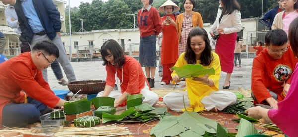 Hội thi gói bánh chưng chào mừng 94 năm ngày thành lập Đảng Cộng sản Việt Nam và mừng xuân Giáp Thìn 2024