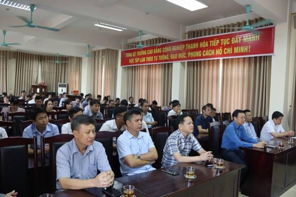 Trường Cao đẳng Công nghiệp Thanh Hóa tham dự hội nghị toàn quốc nghiên cứu, học tập, quán triệt nghị quyết, chỉ thị của Bộ Chính trị