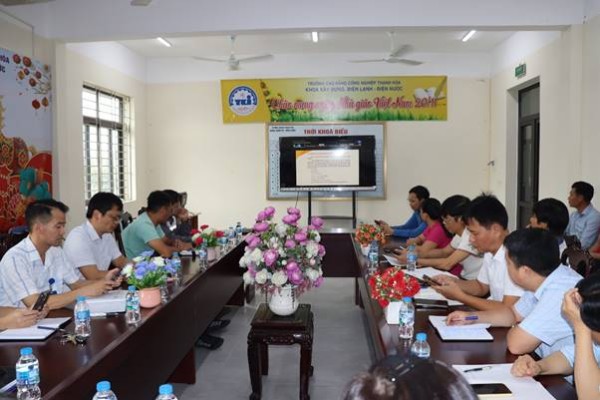 Cập nhật quy định mới, nâng cao chất lượng chương trình đào tạo