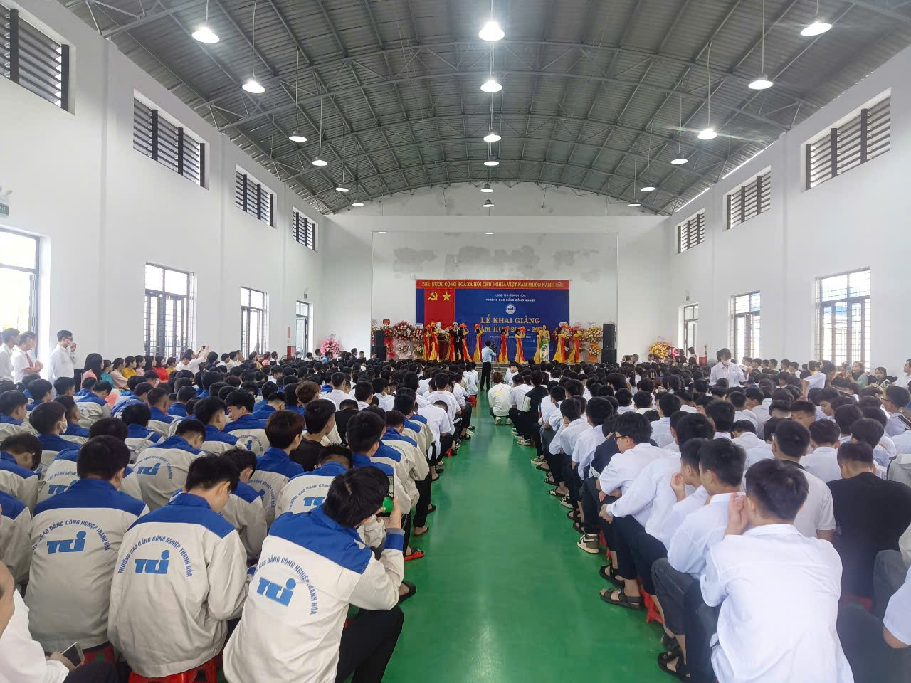 https://cdcn.edu.vn/uploads/news/2024_09/image-20240924163940-5.png